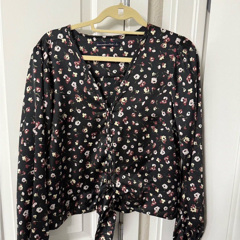 Abercrombie & Fitch Black Floral Blouse